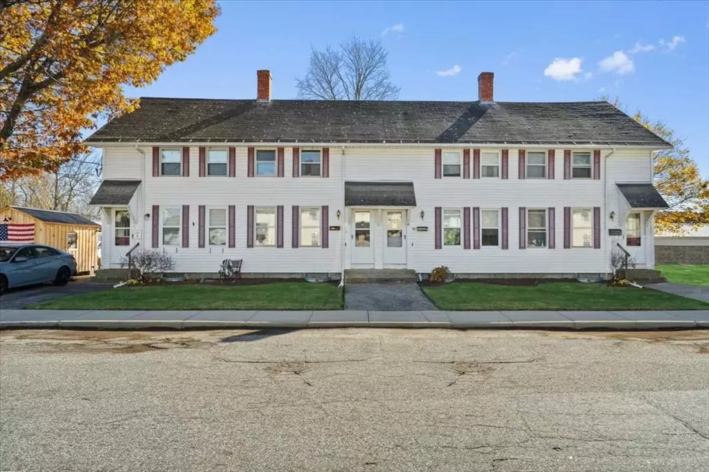 Northbridge, MA 01588,11 A St #11