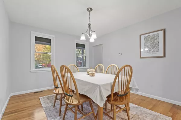 Sudbury, MA 01776,589 North Rd