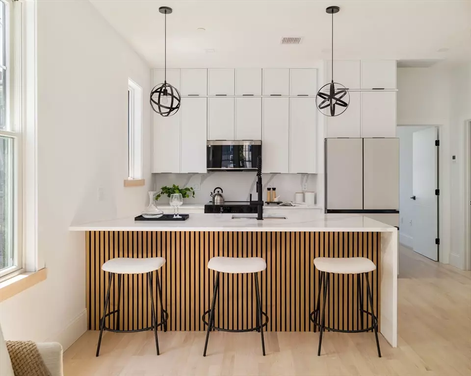 Winthrop, MA 02152,130 Shirley Street #202