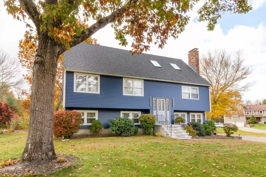 Stoughton, MA 02072,32 Marys Way