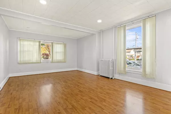 Framingham, MA 01702,34 Charles Street