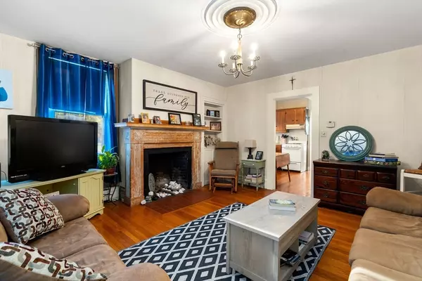 Mattapoisett, MA 02739,83 Fairhaven Rd