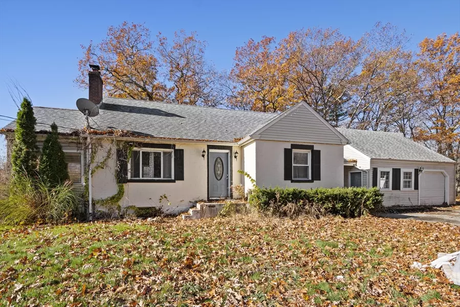 15 White Street, Lunenburg, MA 01462