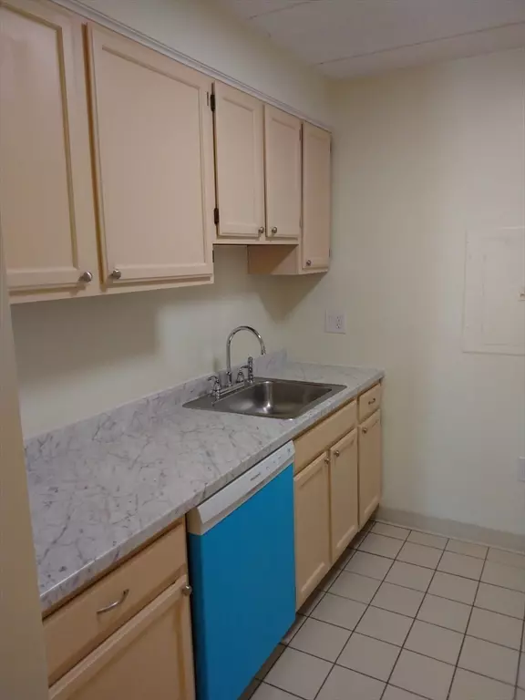 Melrose, MA 02176,180 Green Street #314