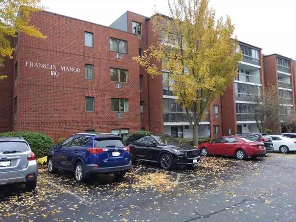 180 Green Street #314, Melrose, MA 02176