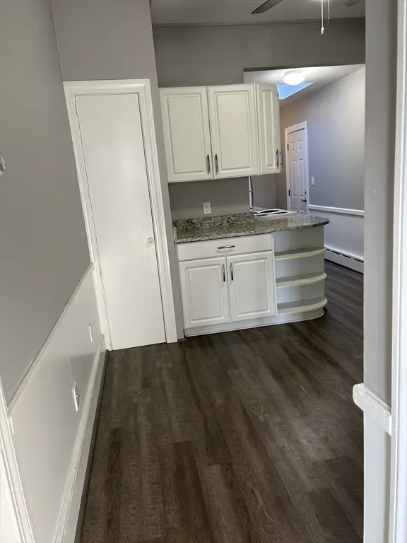 Leominster, MA 01453,81 West #3