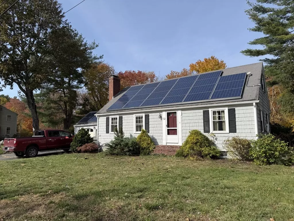 Hamilton, MA 01982,32 Martel Rd South