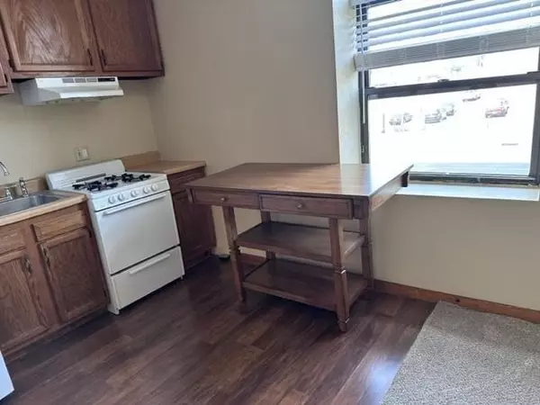 Brockton, MA 02301,9 Montello Street #10