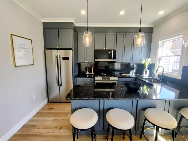 93 Grove Street #1R, Fall River, MA 02720