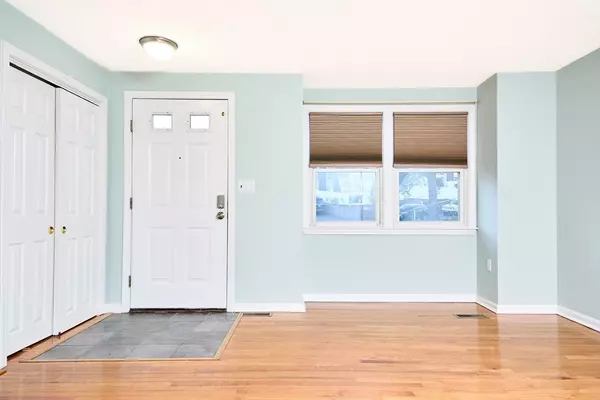 Lawrence, MA 01841,3 Woodland St #16