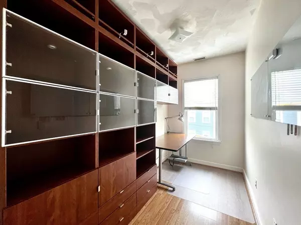 Cambridge, MA 02139,40 Winter Street #3