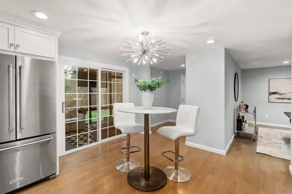 Sharon, MA 02067,52 Condor Rd