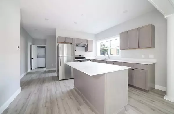 Shrewsbury, MA 01545,566-572 Main Street #201