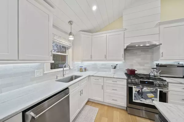 Hanover, MA 02339,53 Chestnut St