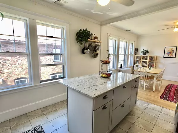 Boston, MA 02130,32 Lakeville Rd #2