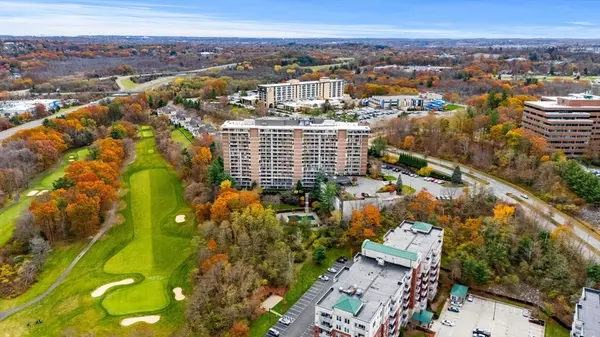 Middleton, MA 01949,40 Village #1108