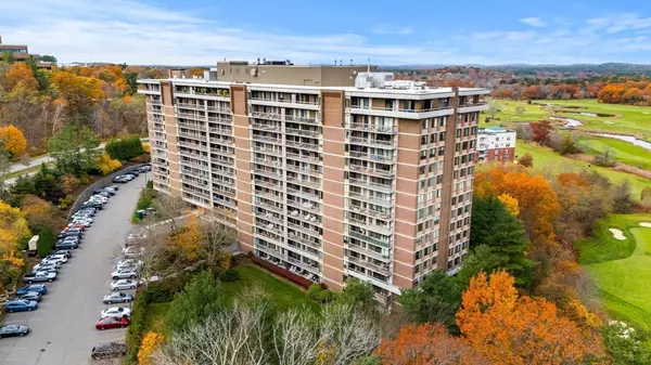 Middleton, MA 01949,40 Village #1108