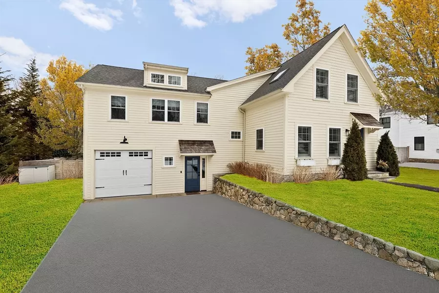 178 Hersey St, Hingham, MA 02043