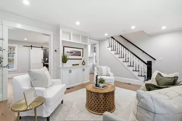 Hingham, MA 02043,178 Hersey St