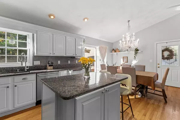 Salem, MA 01970,20 Clark St