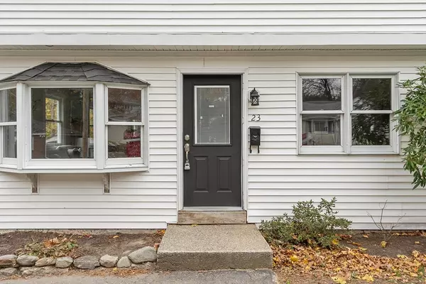 23 Blossom Street, Clinton, MA 01510