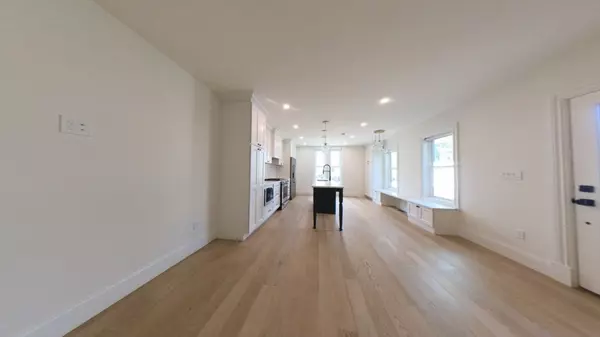 Medford, MA 02155,154 Summer St #154