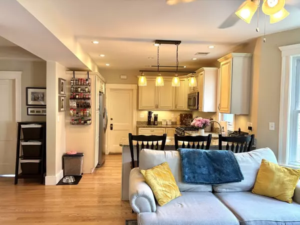 Boston, MA 02131,610 South St #2