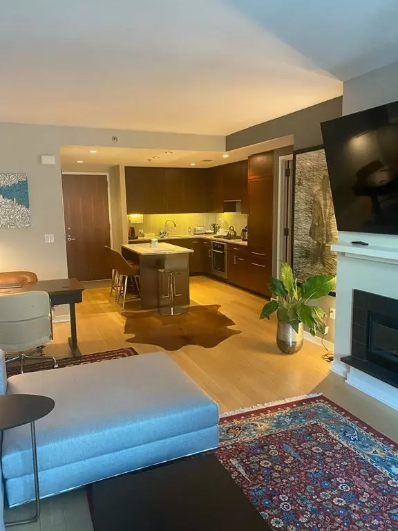 Boston, MA 02111,580 Washington St #711