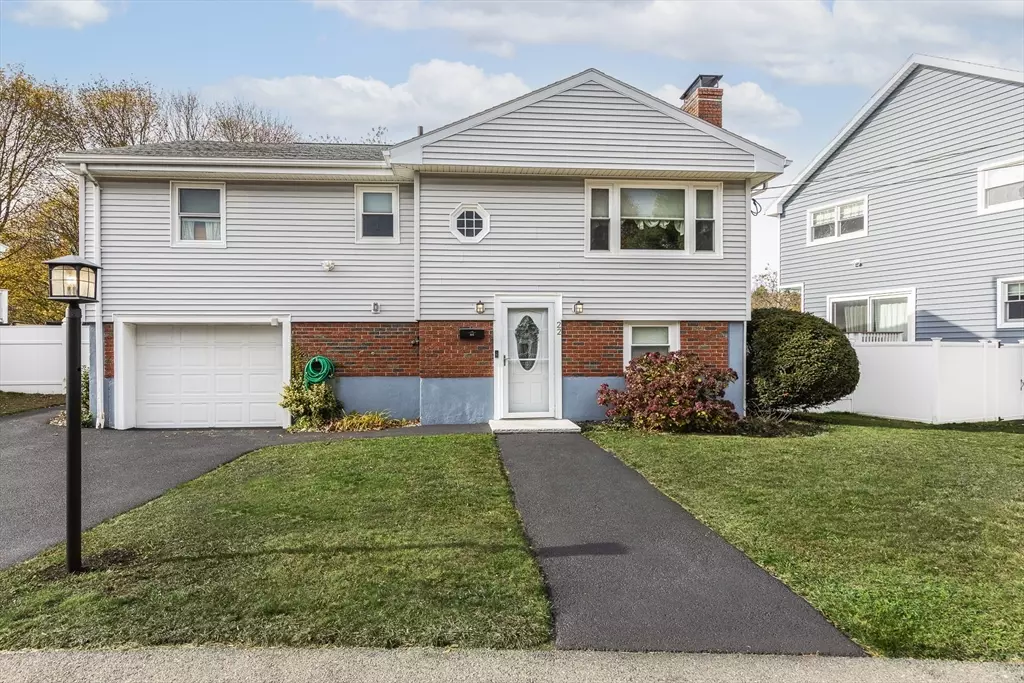 Salem, MA 01970,22 Calabrese Street