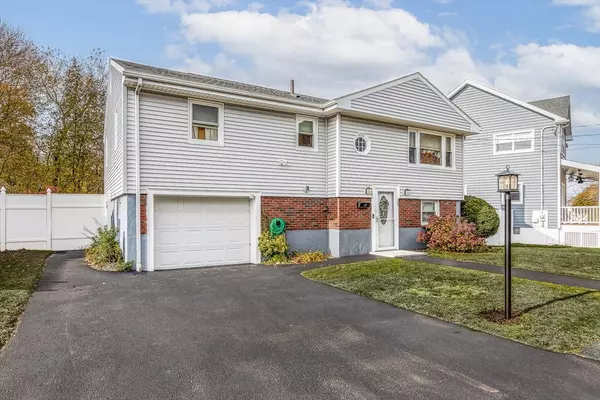 Salem, MA 01970,22 Calabrese Street