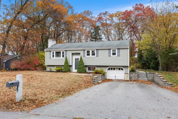 25 Sarah St, Burlington, MA 01803