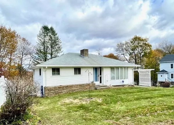 9 Green Hill Ave, Worcester, MA 01605