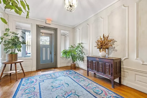 Boston, MA 02215,30 Fenway #5