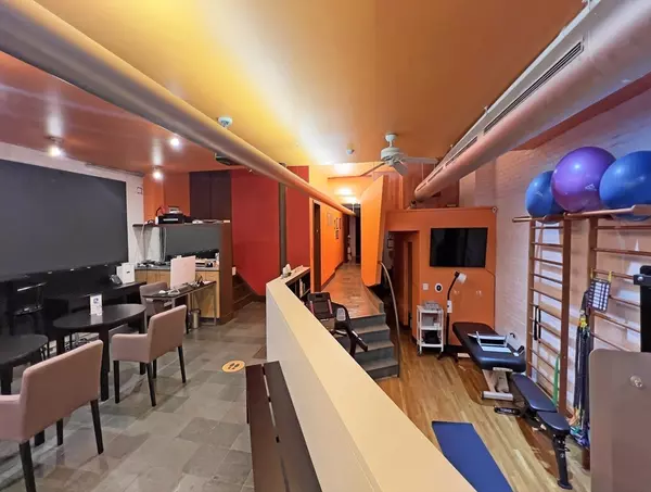 Boston, MA 02215,30 Fenway #1