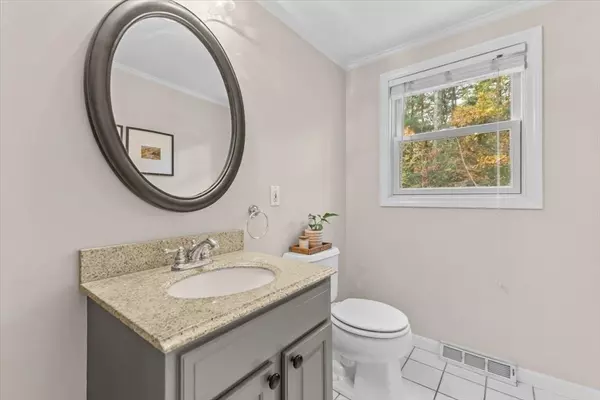 Pembroke, MA 02359,10 Warren Ter