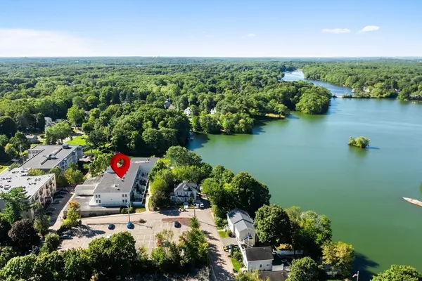 North Attleboro, MA 02760,24 S Bulfinch Street #202