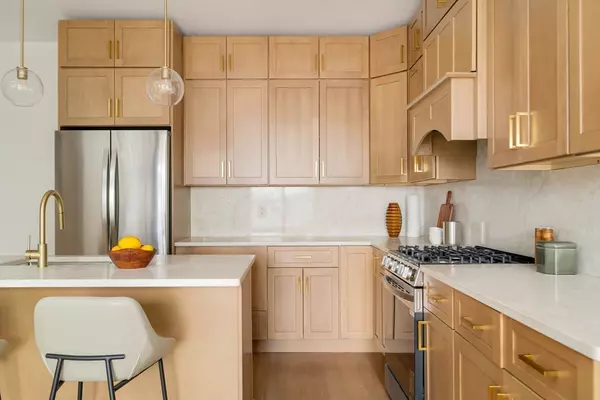 Boston, MA 02128,95 Addison Street #206