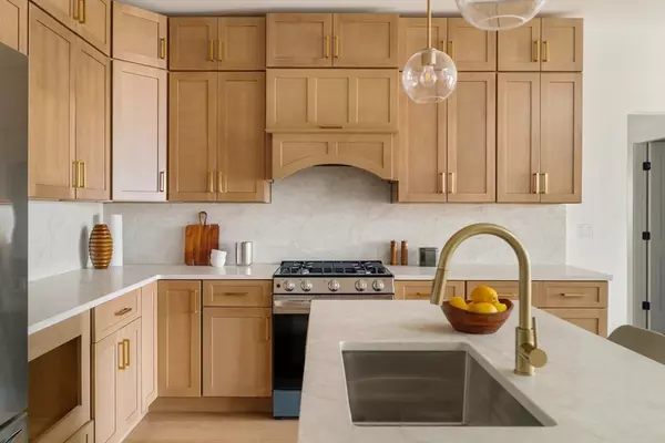 Boston, MA 02128,95 Addison Street #206