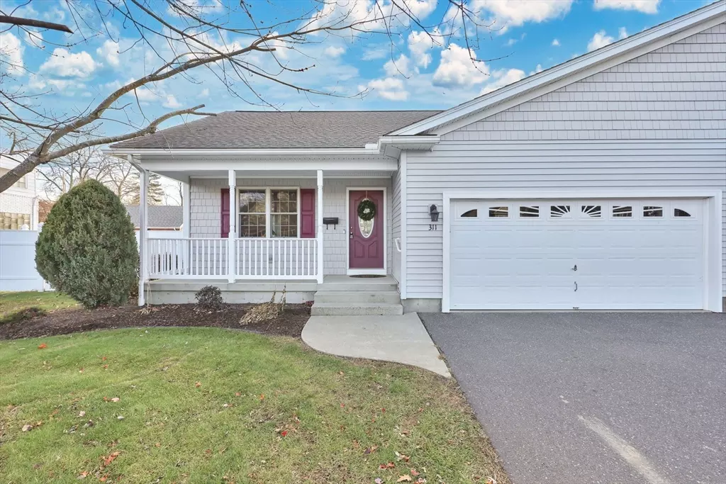 Chicopee, MA 01020,311 Montcalm St #311