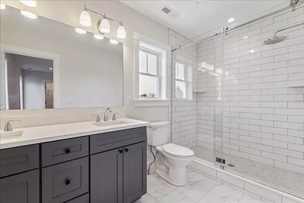 Waltham, MA 02453,138 Myrtle Street #2