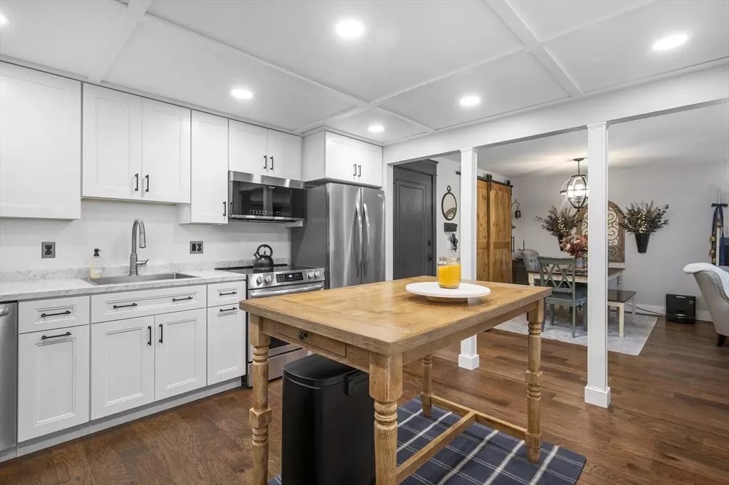 Milford, MA 01757,21 Shadowbrook Ln #13