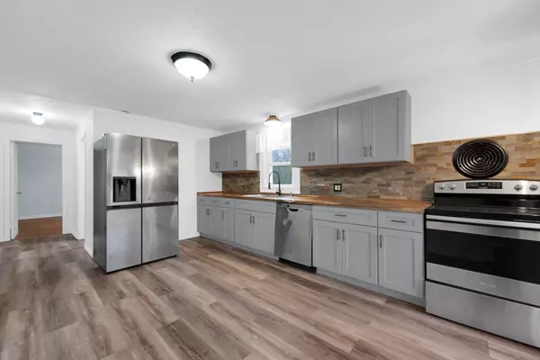 Oxford, MA 01537,20 Leicester St