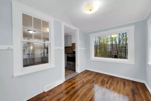 Oxford, MA 01537,20 Leicester St