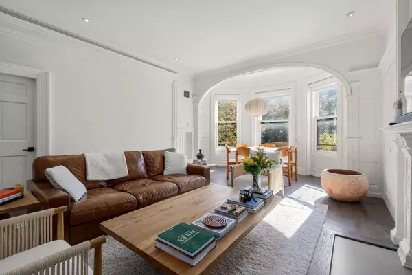 167 Commonwealth Ave #5, Boston, MA 02116