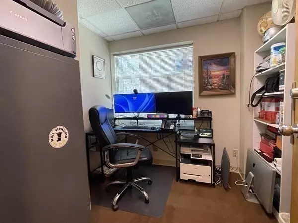 Cambridge, MA 02139,875 Massachusetts #24