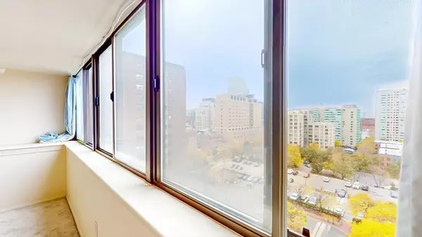 Boston, MA 02114,9 Hawthorne Place #11B