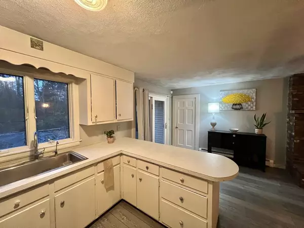 Rowley, MA 01969,601 Newburyport Turnpike