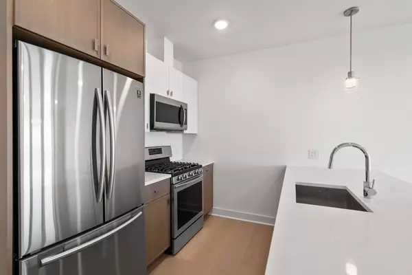 Boston, MA 02128,917 Bennington Street #PH506