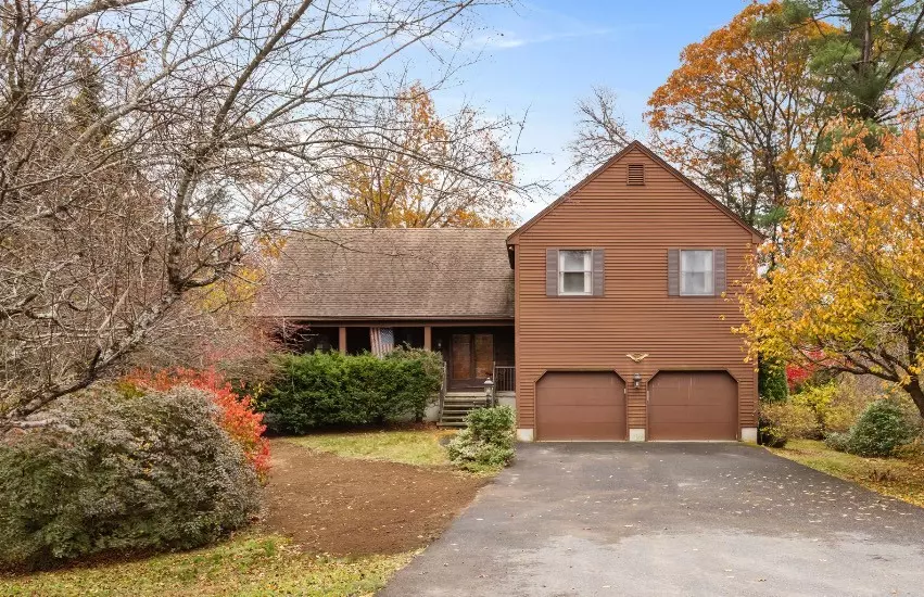 Westford, MA 01886,43 Maple Rd