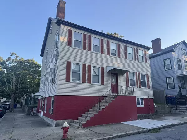 New Bedford, MA 02740,148 Maxfield St #1W